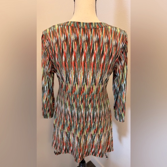 Like new Karen Kane fancy top size L - Picture 2 of 6